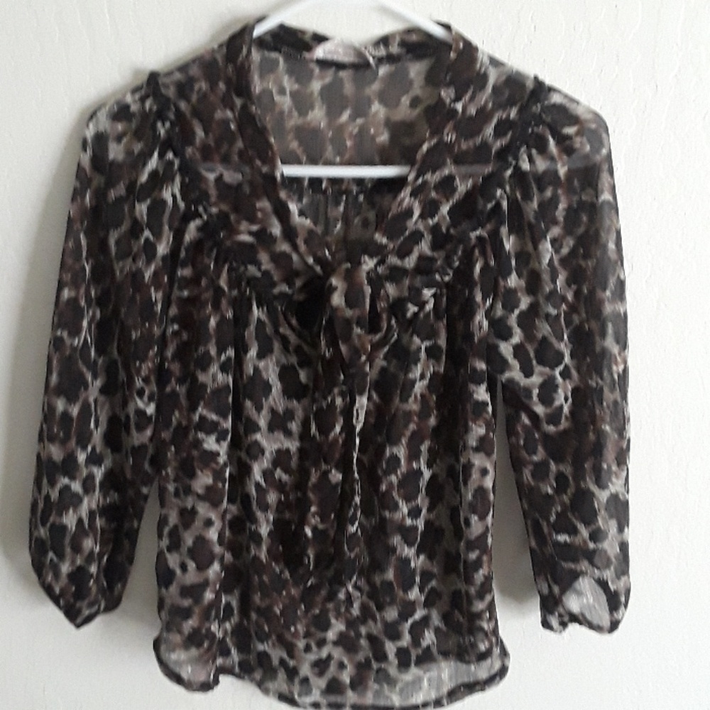 Cute blouse